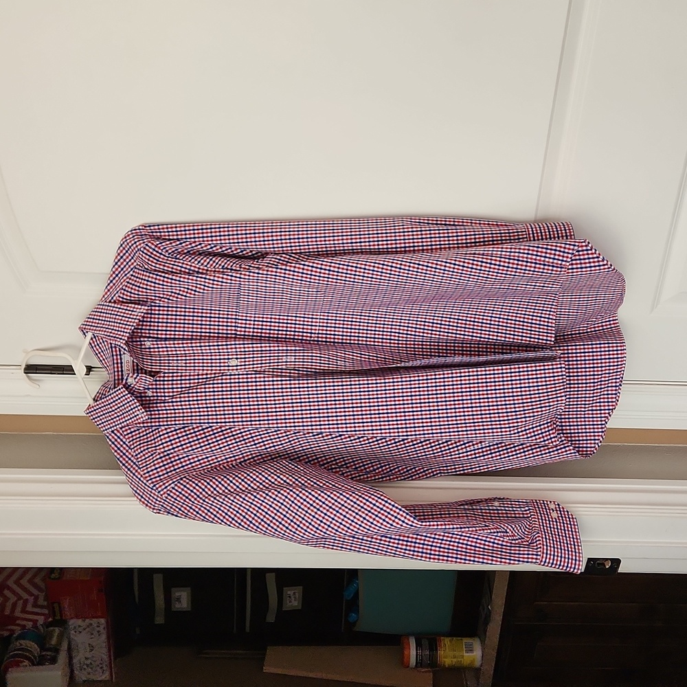 Izod men's button down dress shirt sz 16-16 1/2 34/35 only worn once dry cleaned